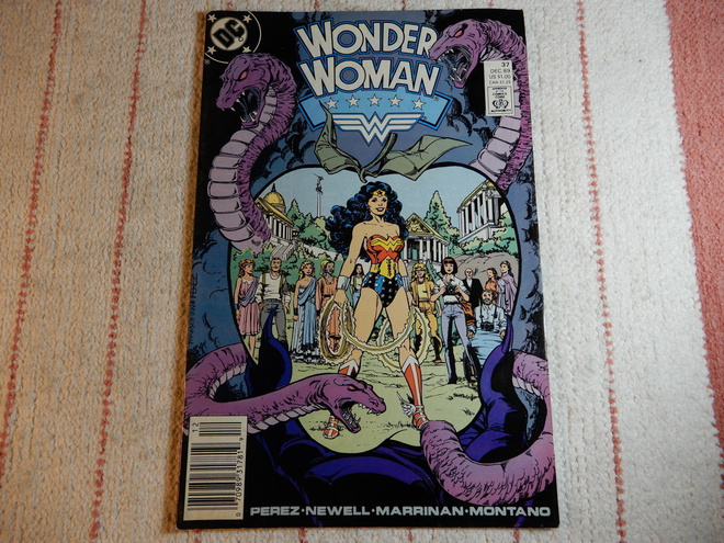 WONDER WOMAN 37.  DECEMBER 1989