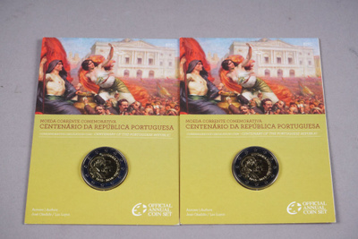 1140. 2kpl Portugal 100 vuotta, 2010 2€ juhlaraha, Proof.