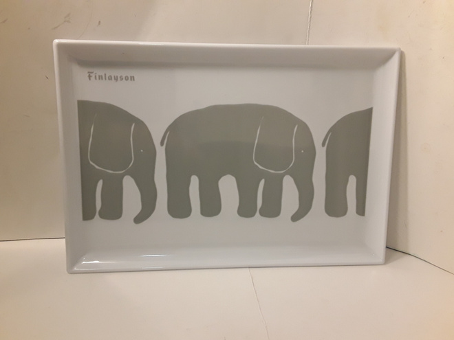 Finlayson Elefantti tarjotin. Harmaa