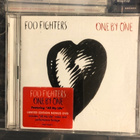 FOO FIGHTERS - One By One cd + bonus-dvd - pikkukuva 1