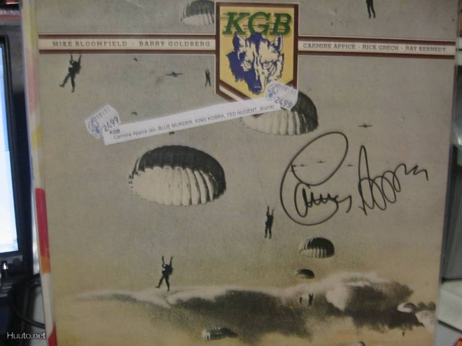 KGB - S/T VINYYLI CARMINE APPICEN NIMIKIRJOITUKSELLA
