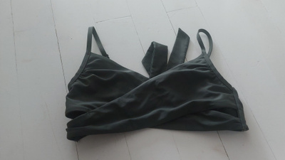 Vihreät bikiniliivit koko 38