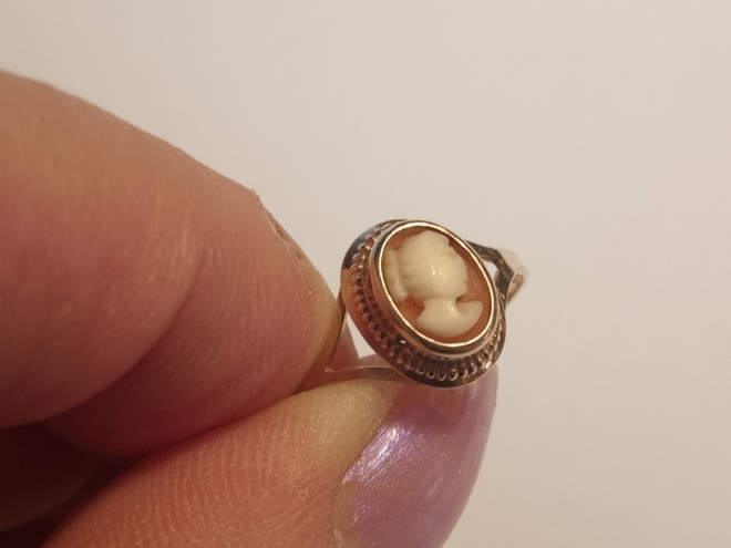 Kultainen Camee -sormus, koko 20,0 mm