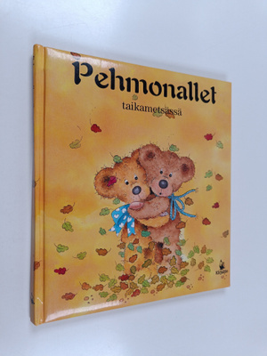 Sue Hall : Pehmonallet taikametsässä