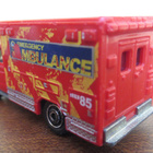 Ford E-350 ambulance 2009 Mattel pienoismalli - pikkukuva 4