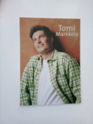 TOMI MARKKOLA nimmaroitu fanikortti ( Sis.postikulut )