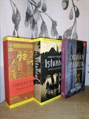 Orhan Pamuk x3 - Istanbul & Punainen & Valkoinen