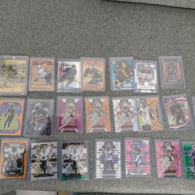 Setti erilaisia kortteja, Pavel Bure, Lamar Jackson yms
