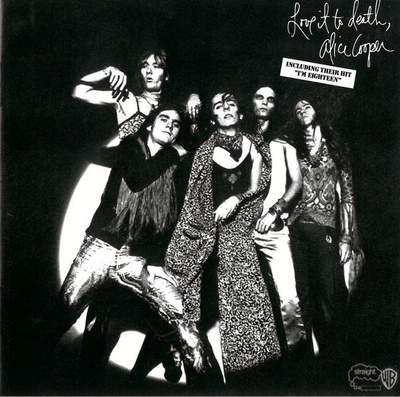 Alice Cooper: Love It To Death