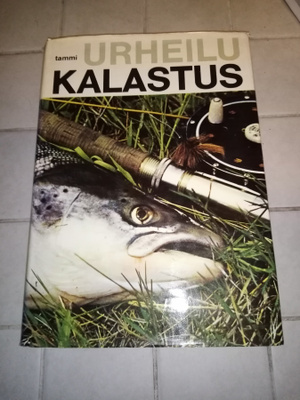 KOLLER : URHEILUKALASTUS ( SIS POSTIKULU )