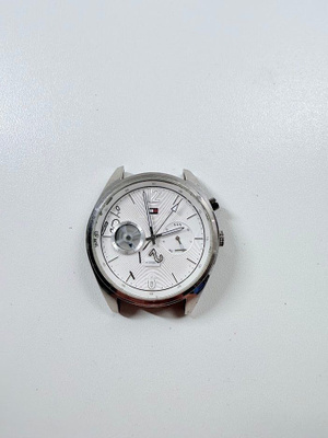 TOMMY HILFIGER MIESTEN KELLO