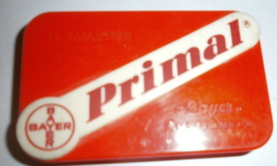 Vanha lääkepakkaus, Primal-kurkkutabletti, Bayer, 1970-luku