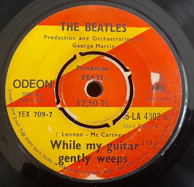 Beatles - While my guitar gently weeps 7" virhepainos