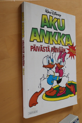 Aku Ankka päivästä päivään 1942 ( 1.p. 1992 )
