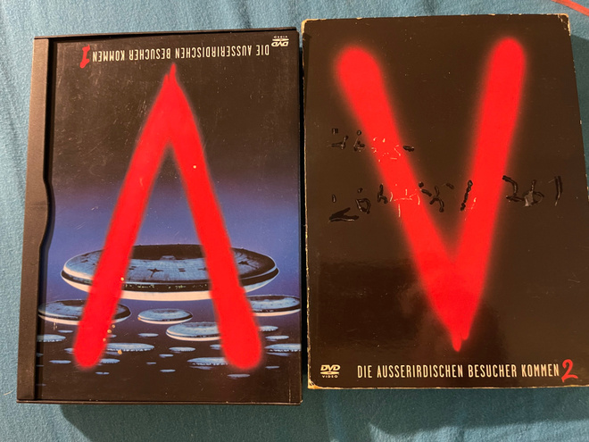 V: (Visitors) 80-luvun sarjat (5-disc) 1983 +1984 SuomiTXT