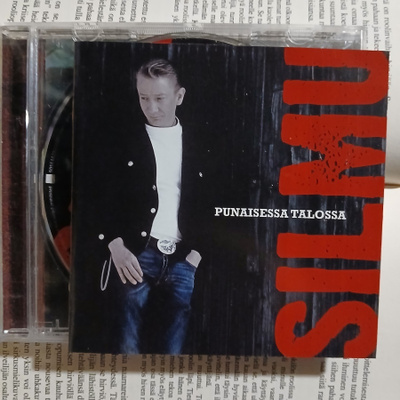 Simo Silmu - Punaisessa talossa (CD)