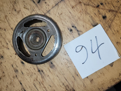 Tunturi tai muu vauhtipyörä magneetto