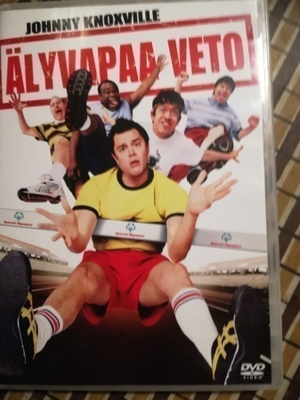 Johnny Knoxville : Älyvapaa veto
