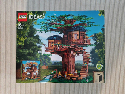 Lego Ideas- Treehouse (21318) (uusi)