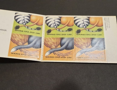//  postimerkkivihko V43 hännät  **, kannet mukana