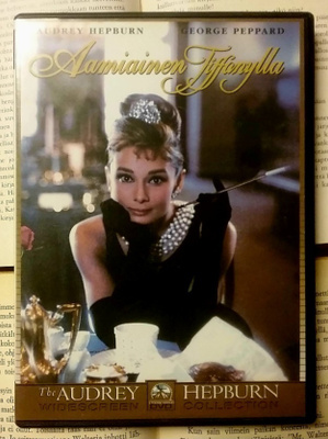 Aamiainen Tiffanylla (DVD)