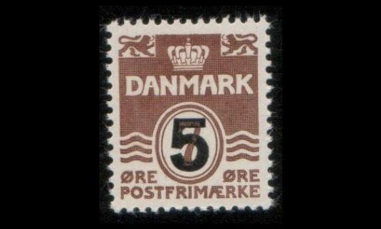 Tanska 359 ** Aaltoviiva 5/7 öre (1955)