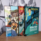 Enid Blyton - 4x Salaisuus - Tammi - pikkukuva 1