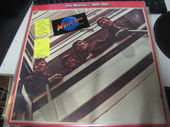 BEATLES / 1962-1966 2LP KREIKKA '73 PAINOS M-/M-