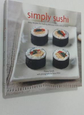 Fiona Smith : Simply Sushi
