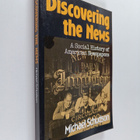 Michael Schudson : Discovering the news : a social histor... - pikkukuva 1