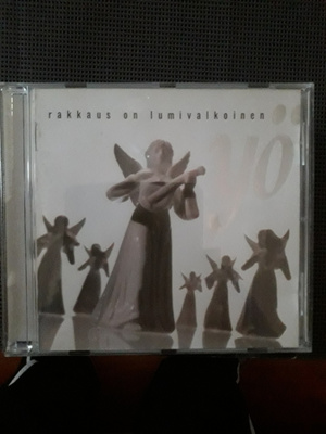 Yö - Rakkaus on lumivalkoinen