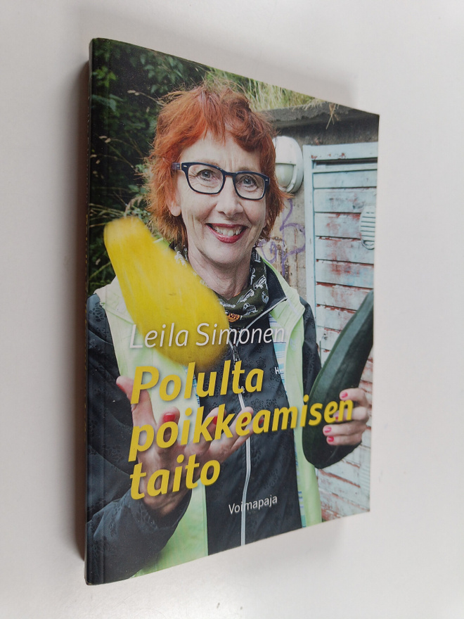 Leila Simonen : Polulta poikkeamisen taito (signeerattu)