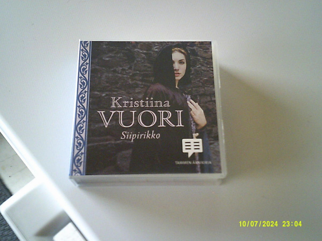 Kristiina Vuori: Siipirikko, äänikirja 14 cd