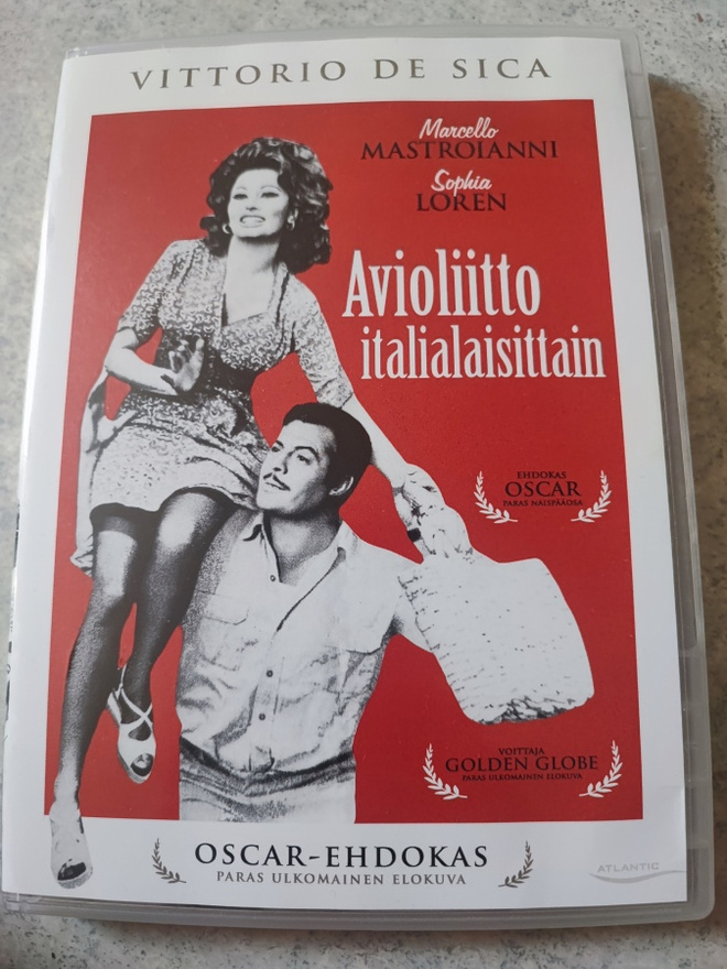 Avioliitto italialaisittain Sophia Loren