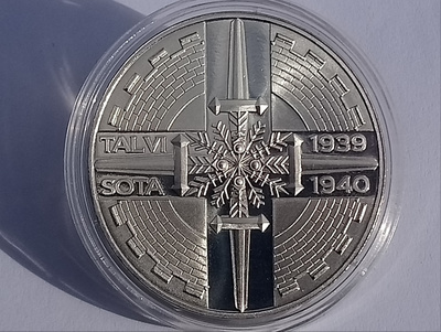 Talvisota 1939-1940 Hopeavärinen. Halkaisija - 37mm