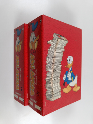 Walt Disney : Aku Ankka vuosikerta 2000 (nrot 1-52 + 11B,...