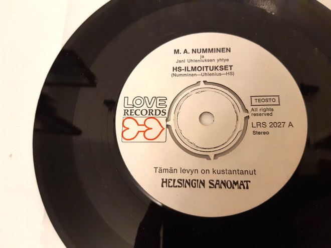 Helsingin Sanomat mainoslevy M.A. Numminen 1973