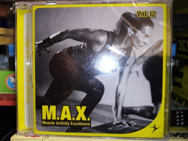 CD : M. A. X. VOL. 12 ( SIS POSTIKULU) UUSI