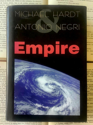 Michael Hardt; Antonio Negri - Empire (hardcover)