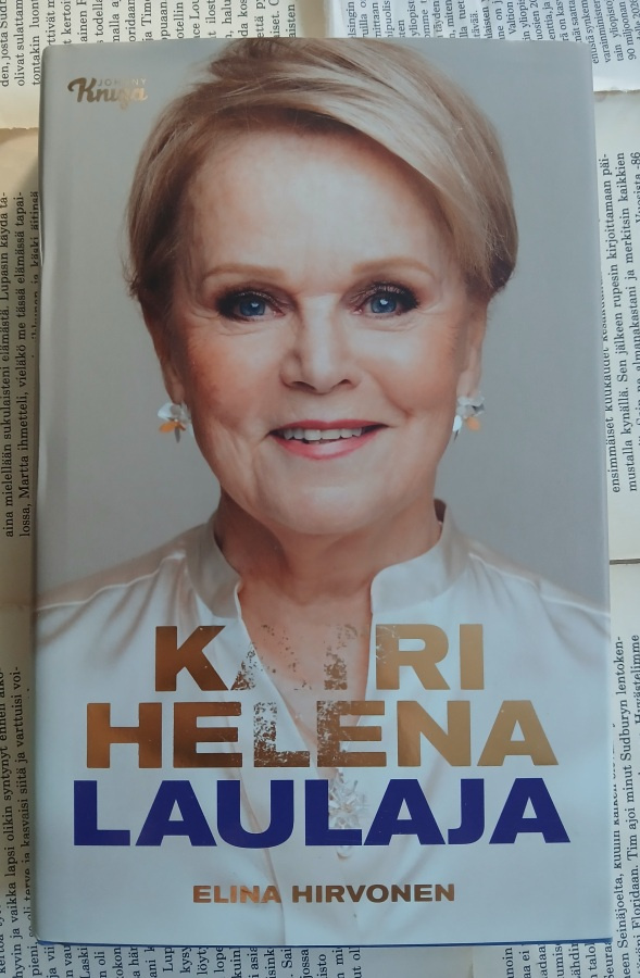 Elina Hirvonen - Katri Helena: laulaja (sid.)