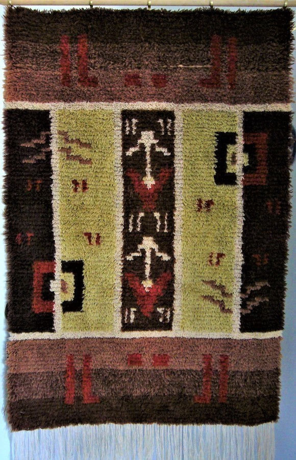 Käsintehty Funkis-ryijy 1930-luvulta