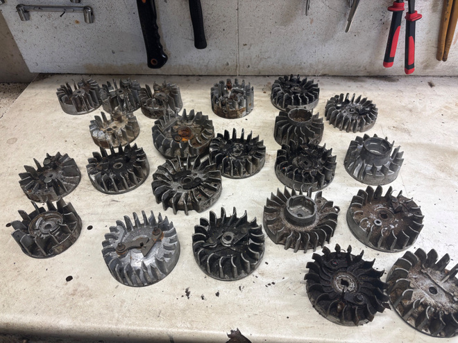 Moottorisaha magneettoja 22kpl