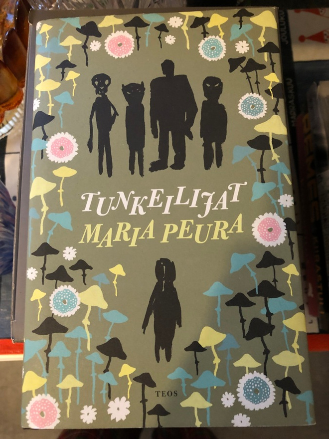 Maria Peura: Tunkeilijat. 2017. 1.p.