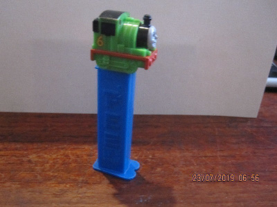 Pez karkki kone