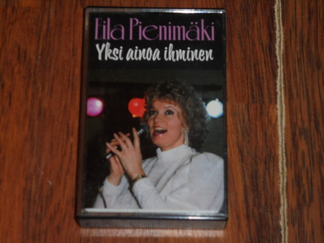 C-kasetti - EILA PIENIMÄKI - Yksi Ainoa Ihminen - 1990 MINT-