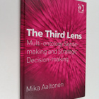 Mika Aaltonen : The third lens : multi-ontology sense-mak... - pikkukuva 1