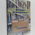 Vesa Tompuri : Kirjavälitys - 100 vuotta kirjan matkassa - pikkukuva 1