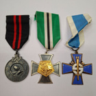 Kolme mitalia - pikkukuva 1