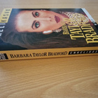 Barbara Taylor Bradford - Enkelikasvo - pikkukuva 3