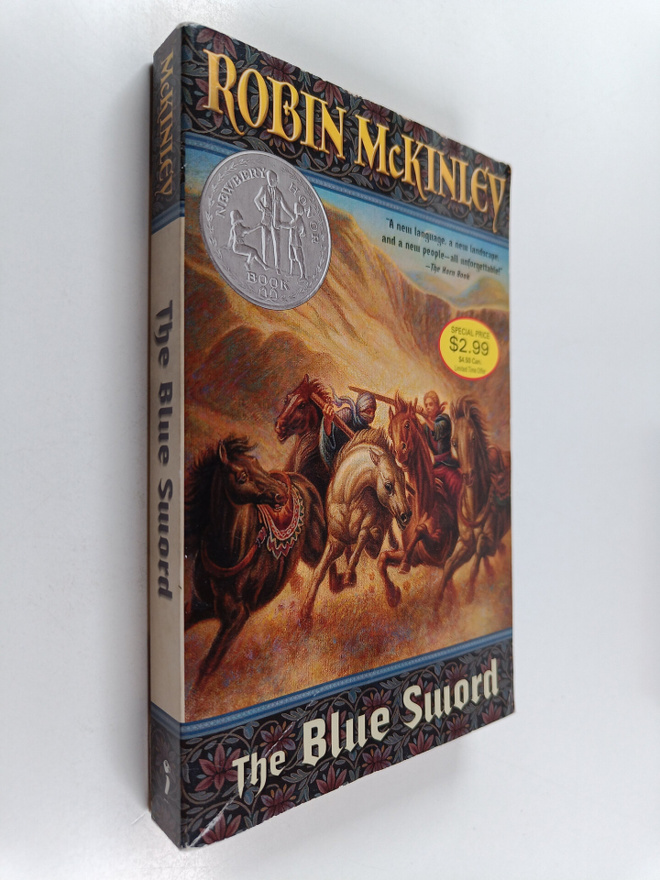 Robin McKinley : The Blue Sword